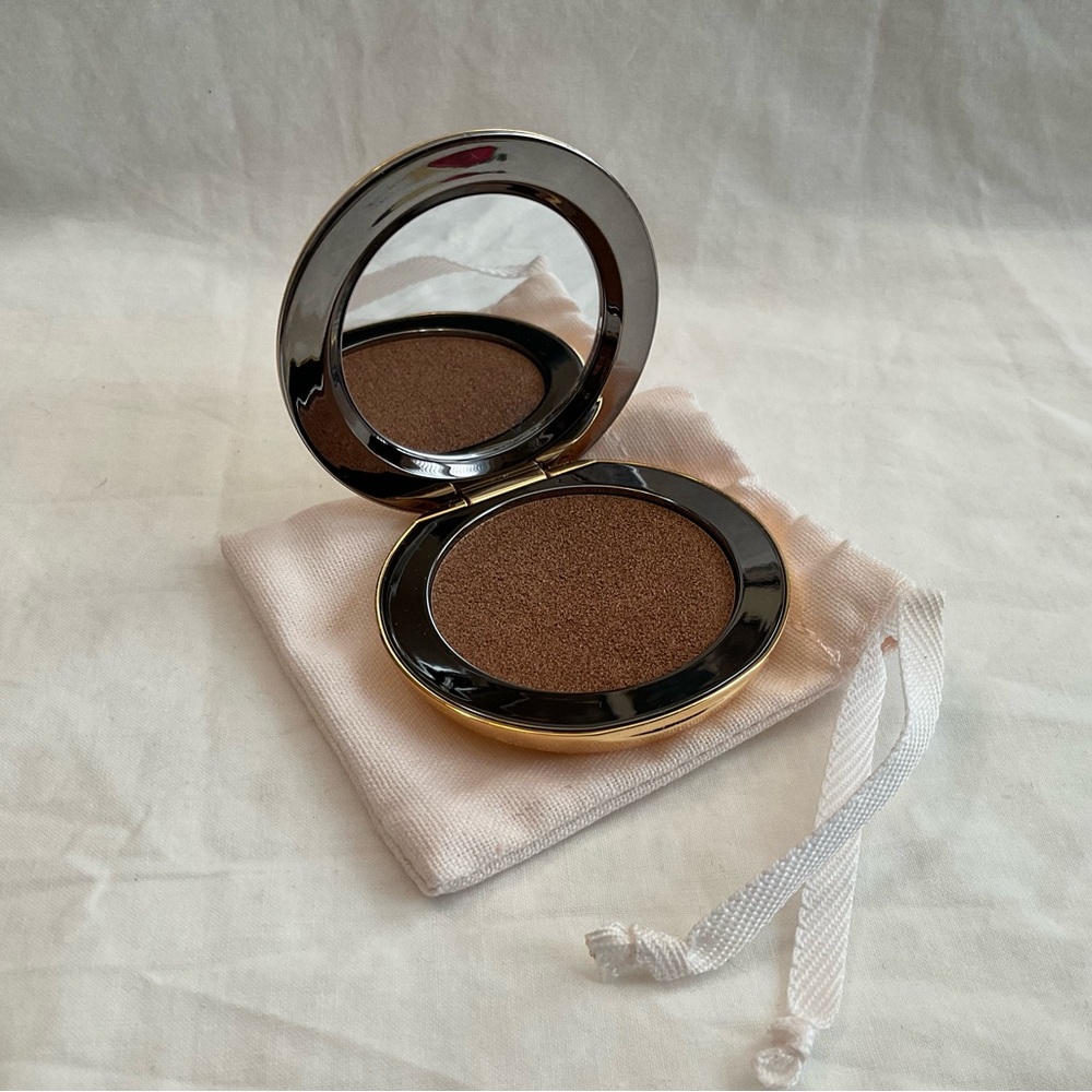 Westman Atelier Peau de Soleil Super Loaded Tinted Highlight